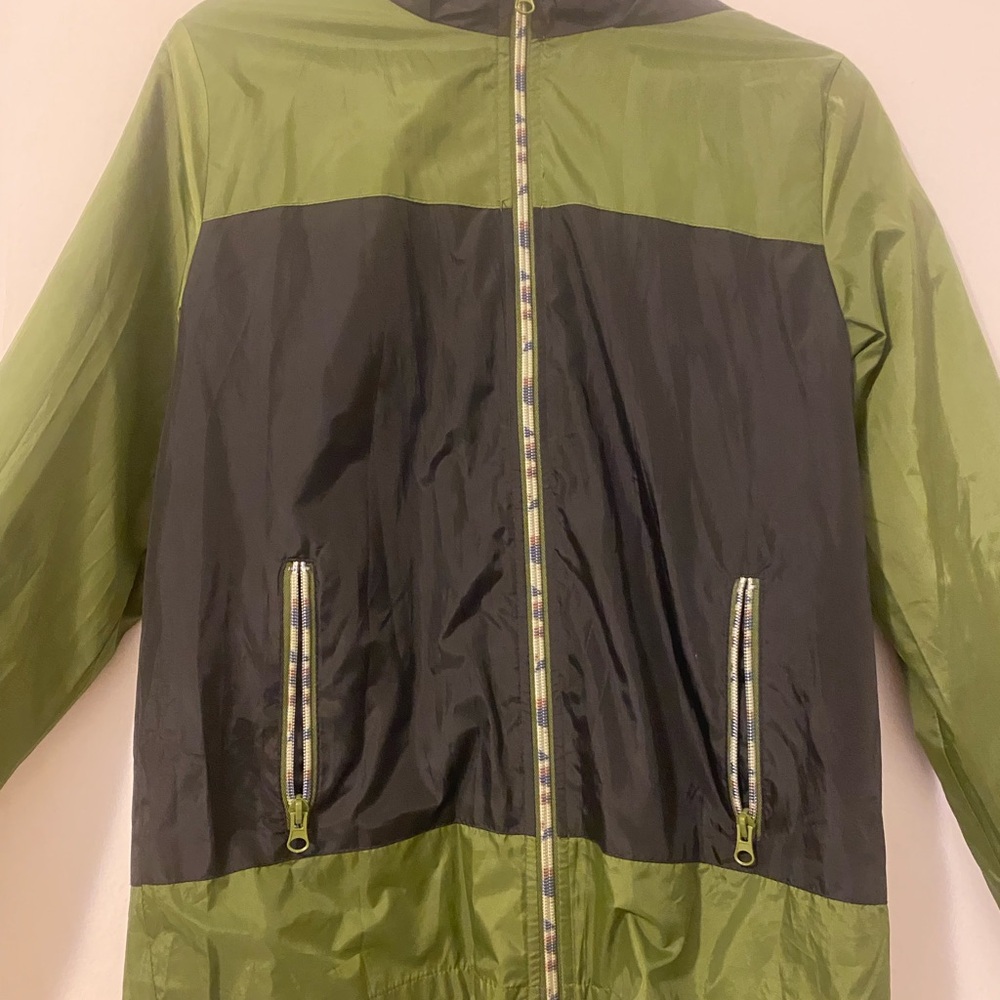 Cat & Jack Green and Black Kids Jacket Windbreaker - Picture 3 of 6